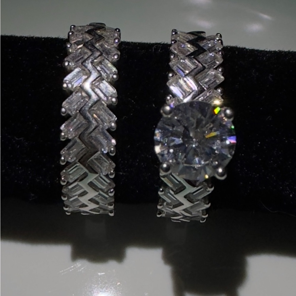 Dazzling Sterling Silver Wedding Ring Set